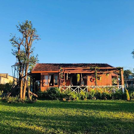 Dugiang Homestay Буонметхуот Екстер'єр фото