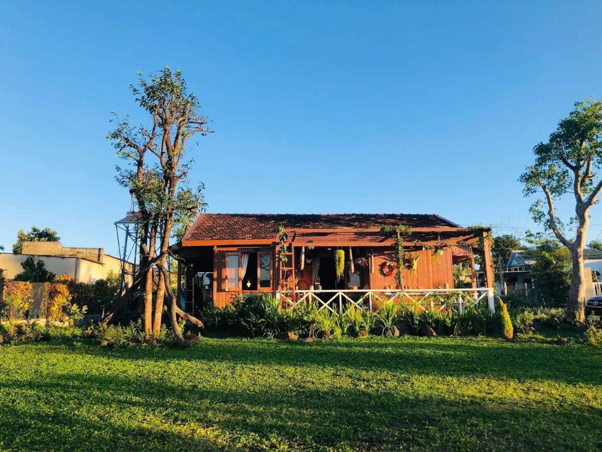 Dugiang Homestay Буонметхуот Екстер'єр фото